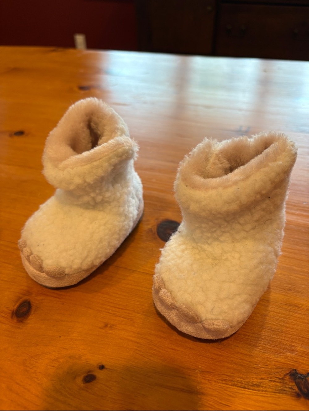 Toddler size 12-18m winter slippers